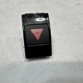 2012-2018 AUDI A6 QUATTRO DASH DASHBOARD HAZARD WARNING LIGHT BUTTON OEM