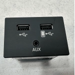 2016-2017 AUDI A6 USB MEDIA PORT AUX JACK INPUT ADAPTER HUB OEM