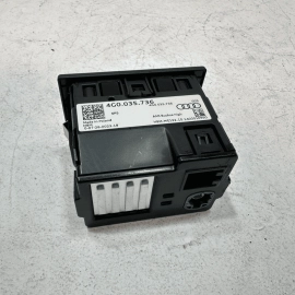2016-2017 AUDI A6 USB MEDIA PORT AUX JACK INPUT ADAPTER HUB OEM