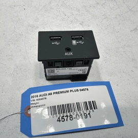 2016-2017 AUDI A6 USB MEDIA PORT AUX JACK INPUT ADAPTER HUB OEM