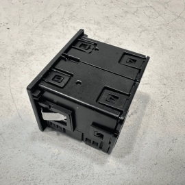 2016-2017 AUDI A6 USB MEDIA PORT AUX JACK INPUT ADAPTER HUB OEM