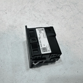 2016-2017 AUDI A6 USB MEDIA PORT AUX JACK INPUT ADAPTER HUB OEM