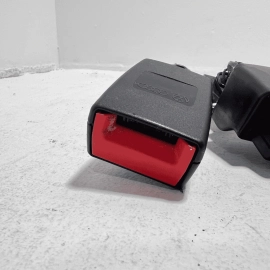 2012-2018 AUDI A6 REAR LEFT DRIVER & CENTER  SECOND ROW SEAT BELT BUCKLE OEM