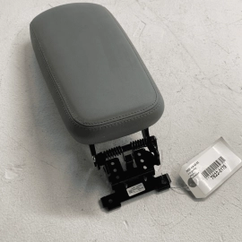 KIA K5 EX 2021 - 2023 CENTER CONSOLE ARMREST ARM REST LID UPPER COVER OEM B