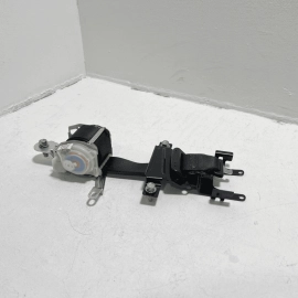 2014-2020 Acura MDX Rear Center Second 2nd Row Seatbelt Seat Belt Retractor OEM
