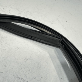Jeep Grand Cherokee 2011-2022 Tailgate Liftgate Door Body Weatherstrip Seal OEM