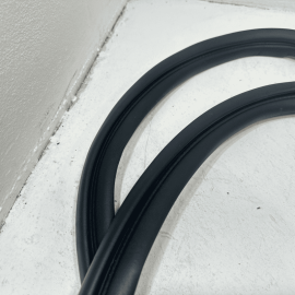 Jeep Grand Cherokee 2011-2022 Tailgate Liftgate Door Body Weatherstrip Seal OEM