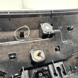 2019-2021 JEEP GRAND CHEROKEE TAILGATE LIFTGATE LICENSE PLATE LIGHT MOLDING OEM