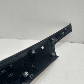 2019-2021 JEEP GRAND CHEROKEE TAILGATE LIFTGATE LICENSE PLATE LIGHT MOLDING OEM