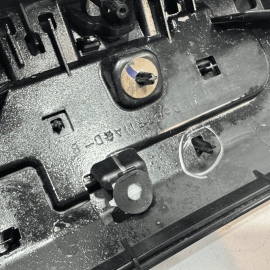 2019-2021 JEEP GRAND CHEROKEE TAILGATE LIFTGATE LICENSE PLATE LIGHT MOLDING OEM