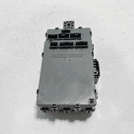 2014-15 Acura MDX Cabin Under Dash Driver Side Junction Block Fuse Relay Box OEM