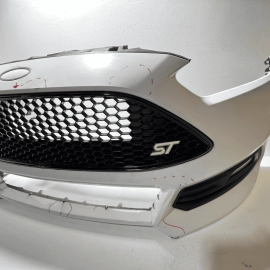 2015-2017 Ford Focus ST Front Bumper Cover White