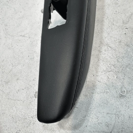 JEEP GRAND CHEROKEE 2017-2021 REAR RIGHT PASSENGER SIDE DOOR PANEL ARMREST OEM