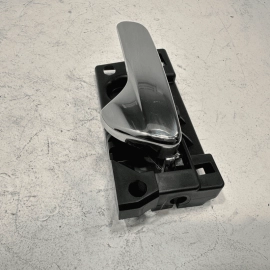 JEEP GRAND CHEROKEE FRONT OR REAR DRIVER SIDE INTERIOR DOOR HANDLE 2011-2021 OEM
