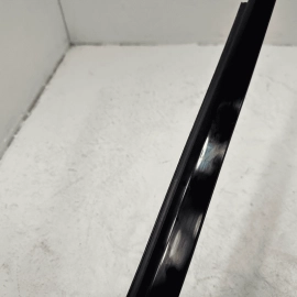 JEEP GRAND CHEROKEE REAR DRIVER SIDE DOOR WINDOW BELT MOLDING 2016-2022 OEM