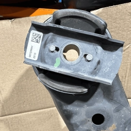 JEEP GRAND CHEROKEE REAR SUBFRAME CROSSMEMBER CRADLE SUPPORT 2014-2021 OEM
