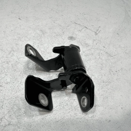 2013-2021 JEEP GRAND CHEROKEE REEAR OR FRONT RIGHT DOOR LOWER HINGE OEM