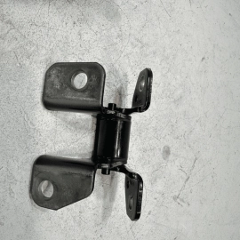 2013-2021 JEEP GRAND CHEROKEE REEAR OR FRONT RIGHT DOOR LOWER HINGE OEM