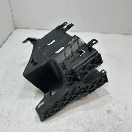 2014-2021 JEEP GRAND CHEROKEE POWER DISTRIBUTION CENTER BRACKET OEM