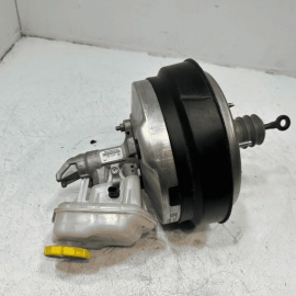 2016-2022 JEEP GRAND CHEROKEE BRAKE BOOSTER & MASTER CYLINDER & RESERVOIR OEM