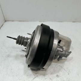 2016-2022 JEEP GRAND CHEROKEE BRAKE BOOSTER & MASTER CYLINDER & RESERVOIR OEM
