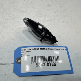 2016-2021  JEEP GRAND CHEROKEE CENTER CONSOLE GEAR SHIFT INDICATOR OEM
