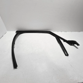 2016-2018 AUDI A6 REAR LEFT DRIVER DOOR WINDOW FRAME RUBBER SEAL CHANNEL OEM