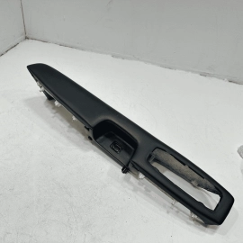 JEEP GRAND CHEROKEE 2017-2021 FRONT PASSENGER SIDE DOOR PANEL ARMREST TRIM OEM