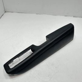 JEEP GRAND CHEROKEE 2017-2021 FRONT PASSENGER SIDE DOOR PANEL ARMREST TRIM OEM