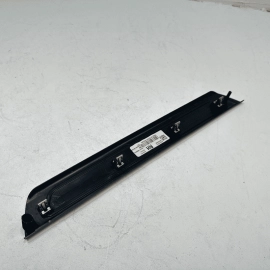 JEEP GRAND CHEROKEE 2011-2021 FRONT PASSENGER SIDE DOOR SILL SCUFF PLATE OEM