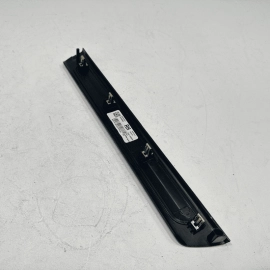JEEP GRAND CHEROKEE 2011-2021 FRONT PASSENGER SIDE DOOR SILL SCUFF PLATE OEM