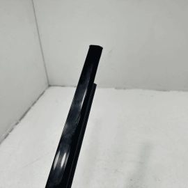 JEEP GRAND CHEROKEE 2016-2021 FRONT PASSENGER SIDE DOOR WINDOW BELT MOLDING OEM