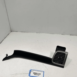 19-2021 JEEP GRAND CHEROKEE DASH PASSENGER SIDE OUTER AIR VENT GRILLE BEZEL OEM