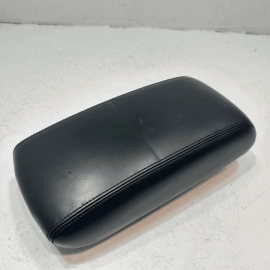 2014-21 JEEP GRAND CHEROKEE CENTER CONSOLE STORAGE COMPARTMENT ARMREST LID COVER