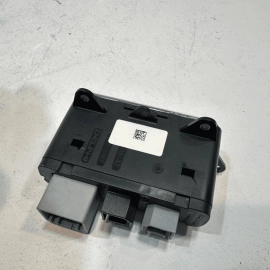 2018-2021 JEEP GRAND CHEROKEE CONSOLE DUAL USB PORT AUX JACK MEDIA PORT OEM