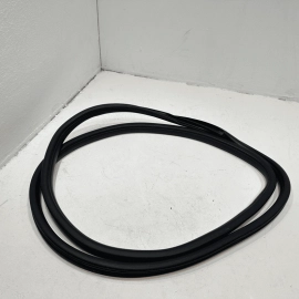 JEEP GRAND CHEROKEE 2011-21 FRONT LEFT OR RIGHT DOOR BODY WEATHERSTRIP SEAL OEM