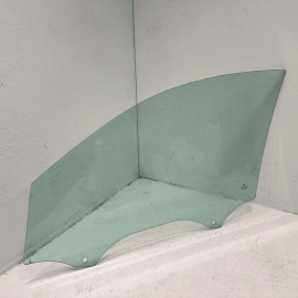 2015-2018 Audi Q3 Quattro Front Right Passenger Door Window Glass OEM
