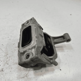 2015-2018 AUDI Q3 QUATTRO TRANSMISSSION GEARBOX FRONT MOUNT HOUSING UNIT OEM
