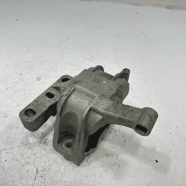 2015-2018 AUDI Q3 QUATTRO TRANSMISSSION GEARBOX FRONT MOUNT HOUSING UNIT OEM