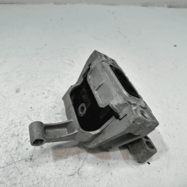 2015-2018 AUDI Q3 QUATTRO TRANSMISSSION GEARBOX FRONT MOUNT HOUSING UNIT OEM