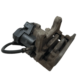 2016-2018 AUDI Q3 QUATTRO REAR DRIVER SIDE BRAKE CALIPER W/BRAKE ACTUATOR OEM