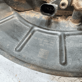 2015-2018 AUDI Q3 QUATTRO FRONT DRIVER SIDE WHEEL HUB & SPINDLE KNUCKLE OEM