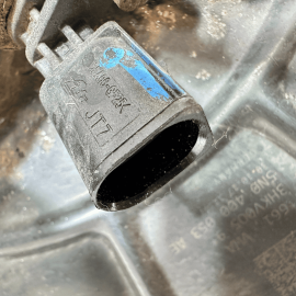 2015-2018 AUDI Q3 QUATTRO FRONT DRIVER SIDE WHEEL HUB & SPINDLE KNUCKLE OEM