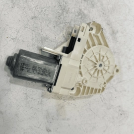 2015-2018 Audi Q3 Quattro Front Passenger Door Window Glass Regulator Motor OEM