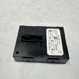2015-2018 AUDI Q3 ANTI THEFT KEYLESS ENTRY COMPUTER CONTROL MODULE OEM