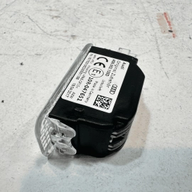 2019 - 2024 AUDI A6 FRONT SIDE DOOR PUDDLE COURTESY LAMP LIGHT OEM
