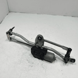 2015-2018 AUDI Q3 FRONT WINDSHIELD WIPER TRANSMISSION LINKAGE W/ MOTOR OEM