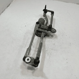 2015-2018 AUDI Q3 FRONT WINDSHIELD WIPER TRANSMISSION LINKAGE W/ MOTOR OEM