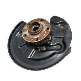 2015-2018 AUDI Q3 QUATTRO REAR PASSENGER SIDE WHEEL HUB & SPINDLE KNUCKLE OEM