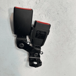 2015-2018 AUDI Q3 A6 REAR LEFT DRIVER & CENTER  SECOND ROW SEAT BELT BUCKLE OEM